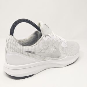 Nike Wmns' In-Season TR7-909009-100